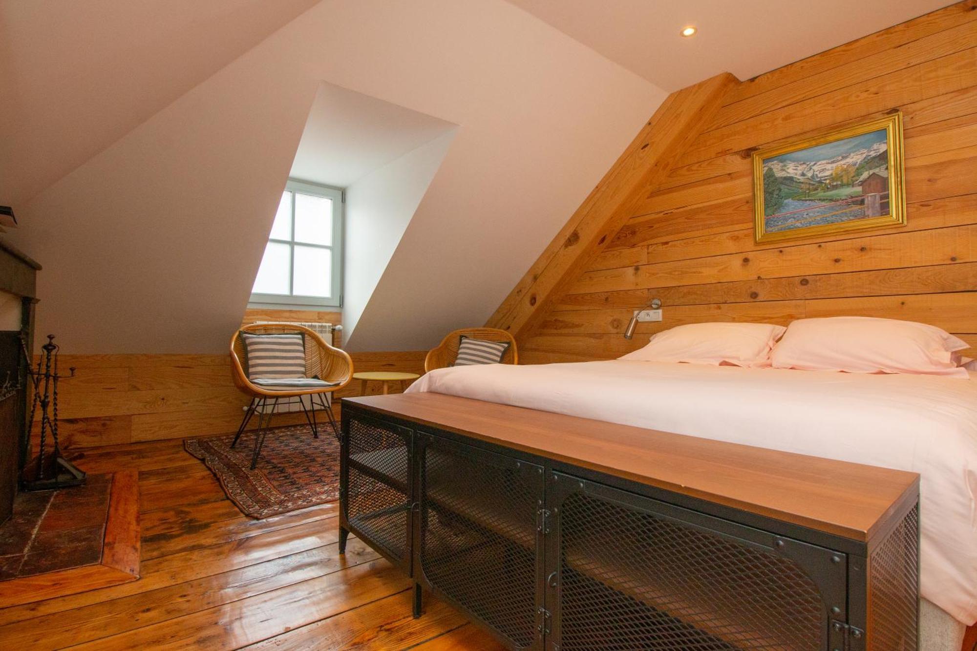 Le 41 Avenue Foch Hotel Bagneres-de-Luchon Exterior photo