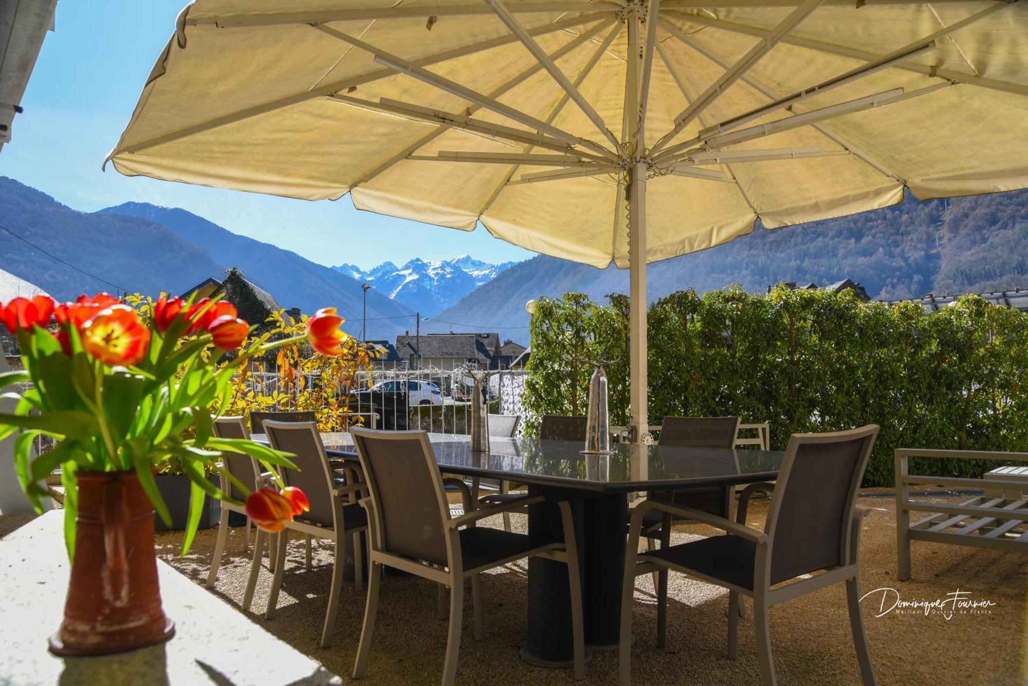 Le 41 Avenue Foch Hotel Bagneres-de-Luchon Exterior photo